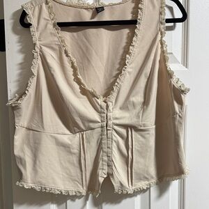 SHEIN Cream Lace-Trimmed Top